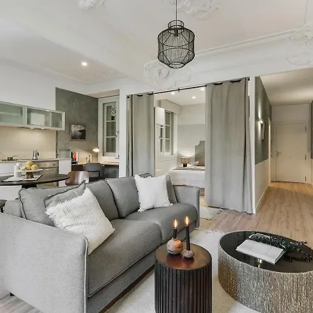 Appartamento Paestum - And Balcony In Eixample Esquerra *