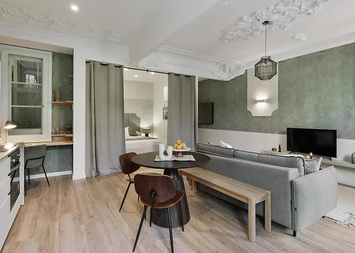 Appartamento Paestum - And Balcony In Eixample Esquerra Barcellona